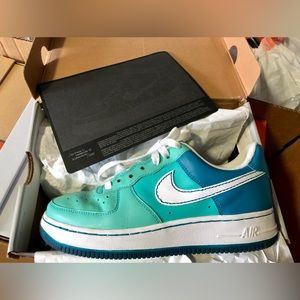 Women’s Nike Airforce 1s (2007)